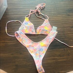 Kulani kinis two piece